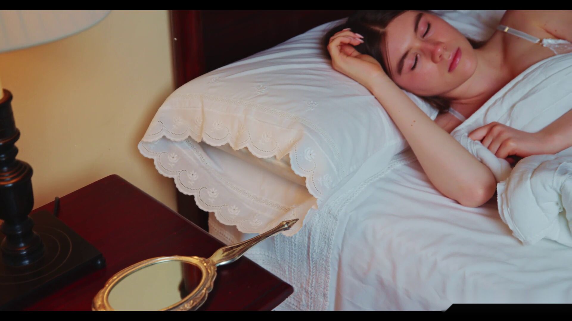 Blonde Teen Early Bird