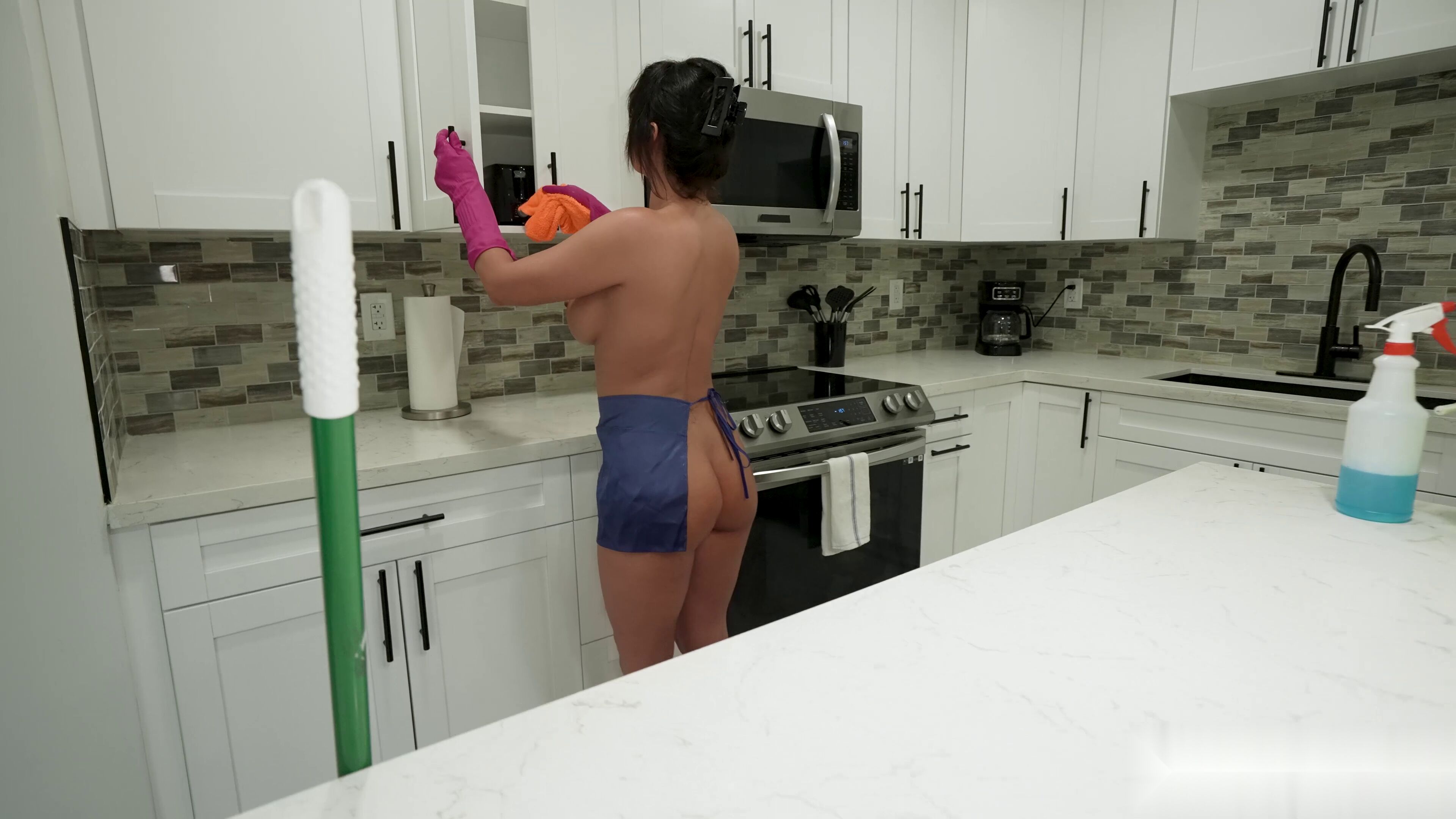 Latina DP